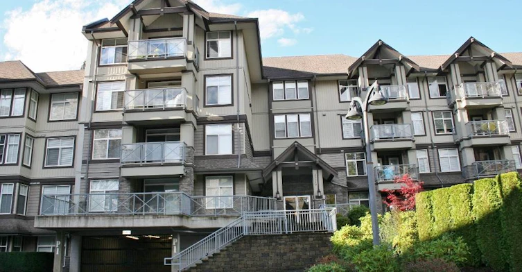33318 Bourquin Crescent East, Abbotsford, BC V2S 0A6