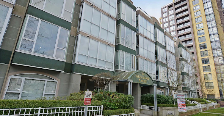 3488 Vanness Avenue, Vancouver, BC V5R 6C8 - 2