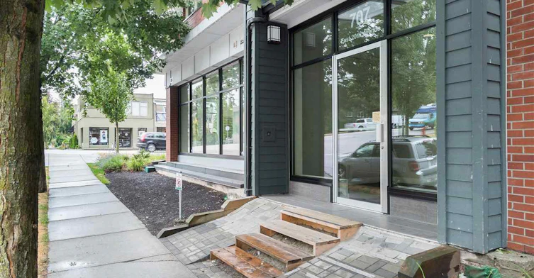 707 20th Avenue East, Vancouver, BC V5V 0B3