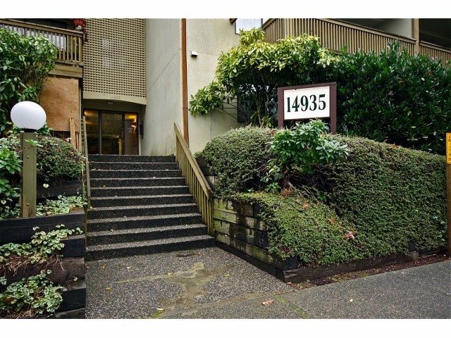 14935 100 Avenue, Surrey, BC V3R 1J6