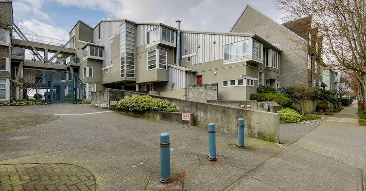 2138 East Kent Avenue, Vancouver, BC V5P 4X2 - 3