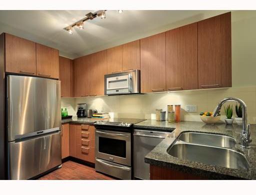 2008 54th Avenue East, Vancouver, BC V5P 1Y6 - 6