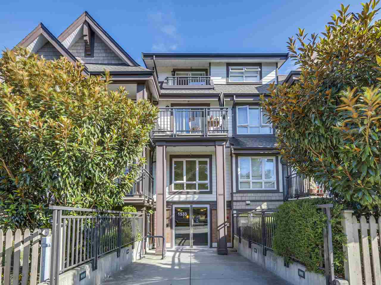 1533 8th Avenue East, Vancouver, BC V5N 0A4