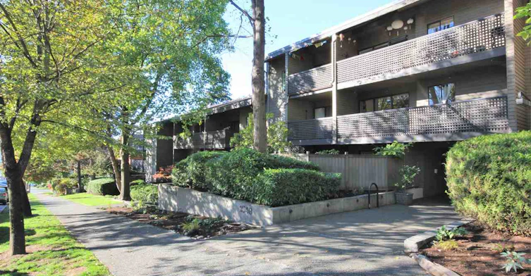 1549 Kitchener Street, Vancouver, BC V5L 2V8