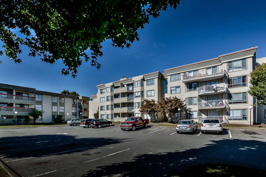 32830 George Ferguson Way, Abbotsford, BC V2S 7K1