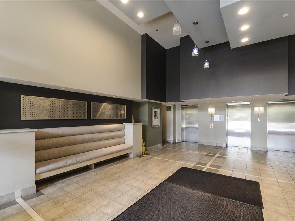 3663 Crowley Drive, Vancouver, BC V5R 6H4 - 3