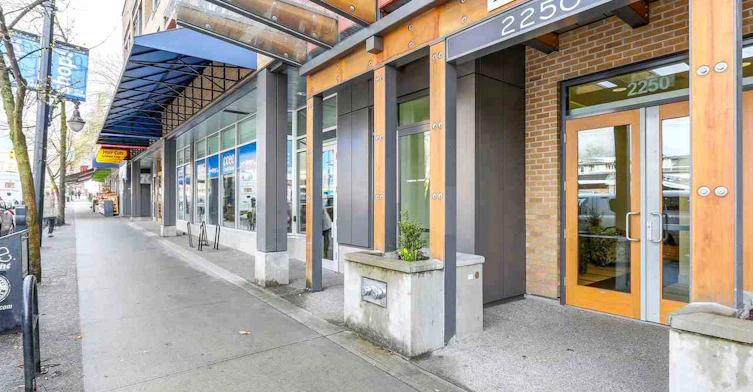 2250 Commercial Drive, Vancouver, BC V5N 4B5 - 4