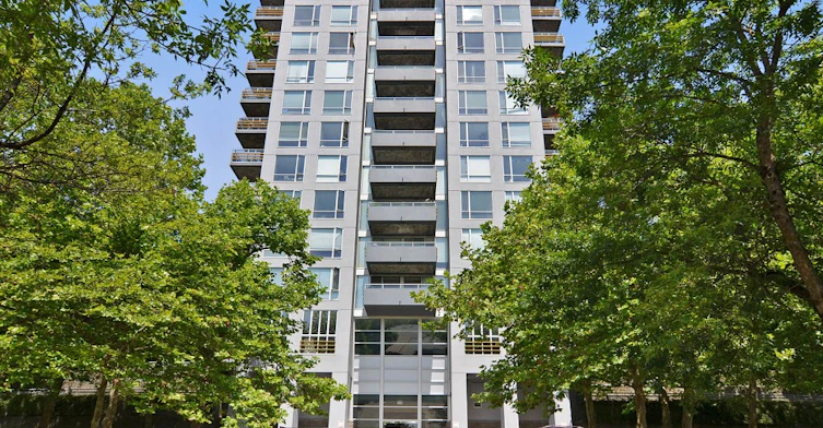 3061 East Kent Avenue North, Vancouver, BC V5S 4P6