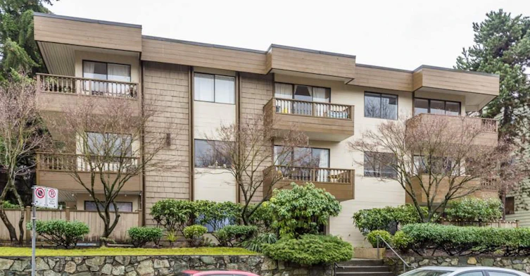 350 5th Avenue East, Vancouver, BC V5T 1H4