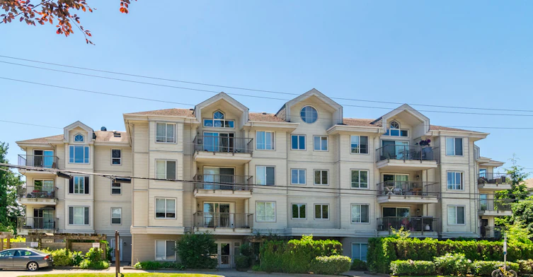 33502 George Ferguson Way, Abbotsford, BC V2S 8G3