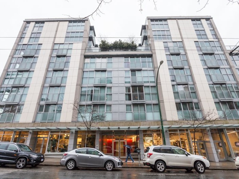 Smart, 168 Powell Street Vancouver, BC REW Smart, 168 Powell Street Vancouver, BC REW
