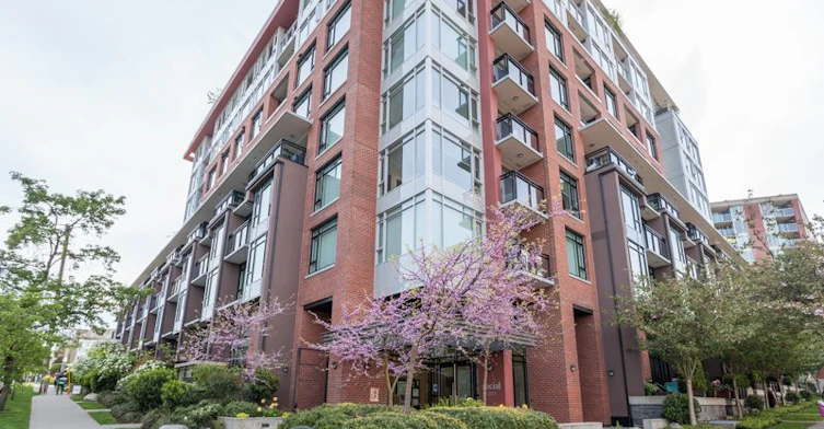 2321 Scotia Street, Vancouver, BC V5T 0A8