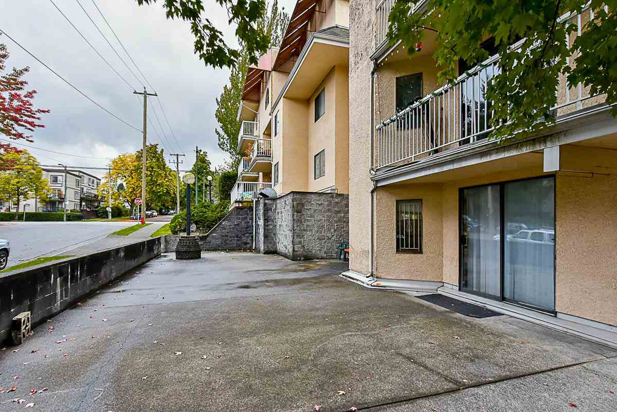 975 Broadway East, Vancouver, BC V5T 1Y3