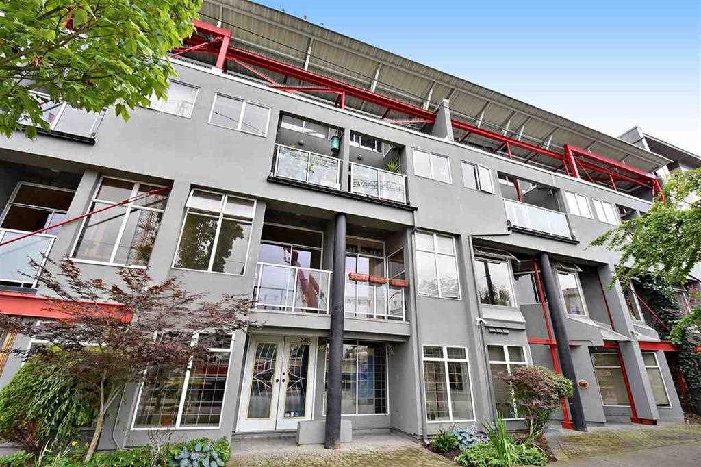 238 10th Avenue East, Vancouver, BC V5T 1Z5
