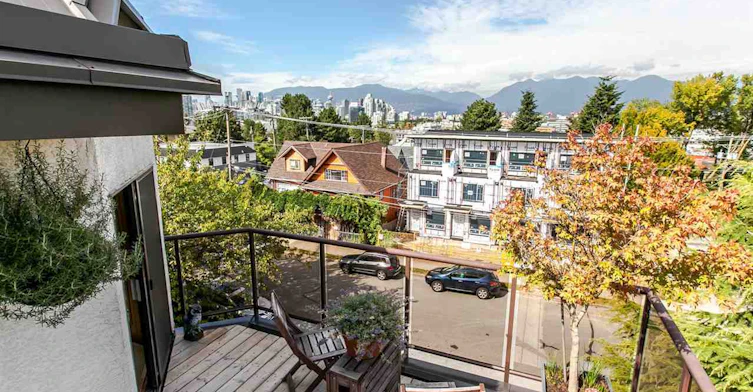 2222 Prince Edward Street, Vancouver, BC V5T 4M6