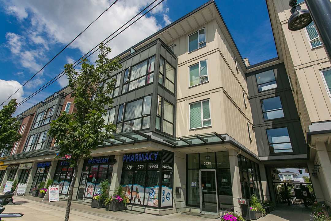 2239 Kingsway , Vancouver, BC V5N 0E5