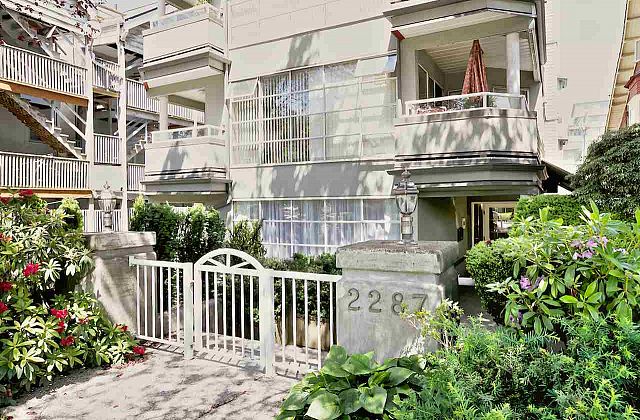 2287 3rd Avenue West, Vancouver, BC V6K 1L5