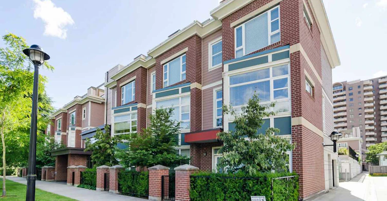 6611 Eckersley Road, Richmond, BC V6Y 2L7