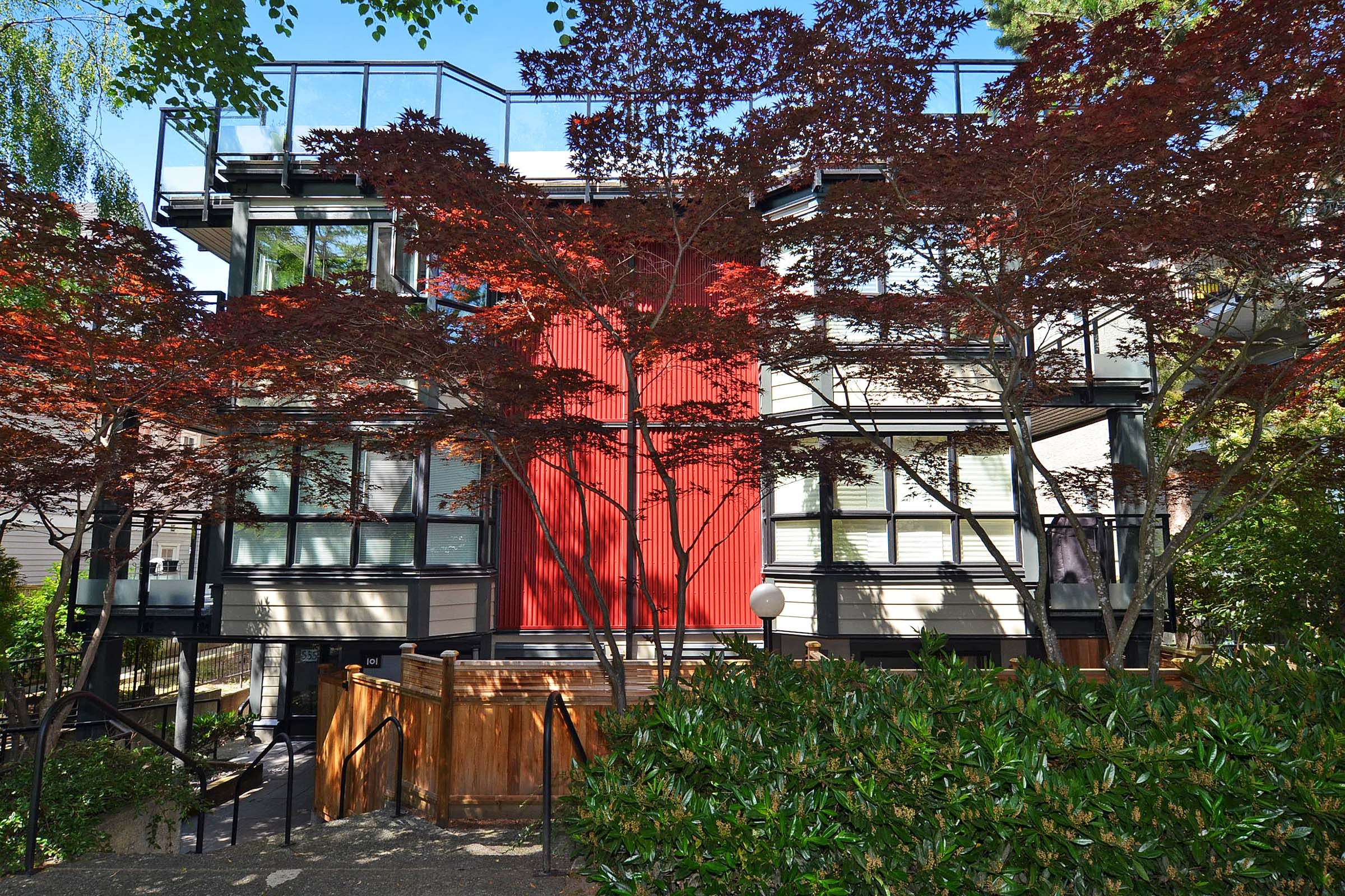 575 13th Avenue West, Vancouver, BC V5Z 1N5