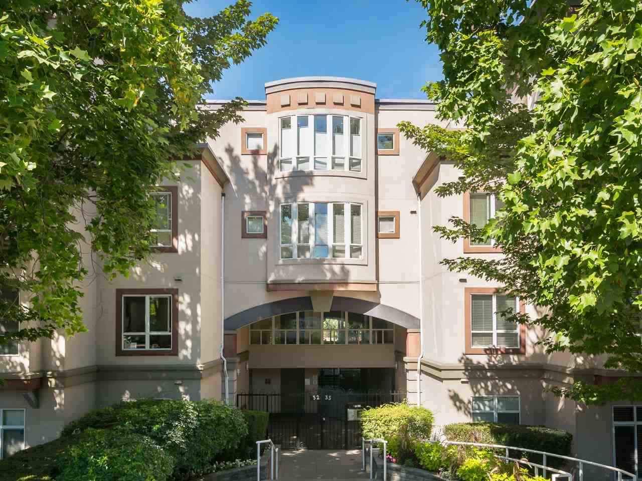 3235 4th Avenue West, Vancouver, BC V6K 1R8