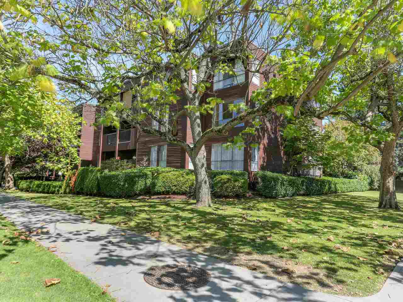 2920 Ash Street, Vancouver, BC V5Z 4A6