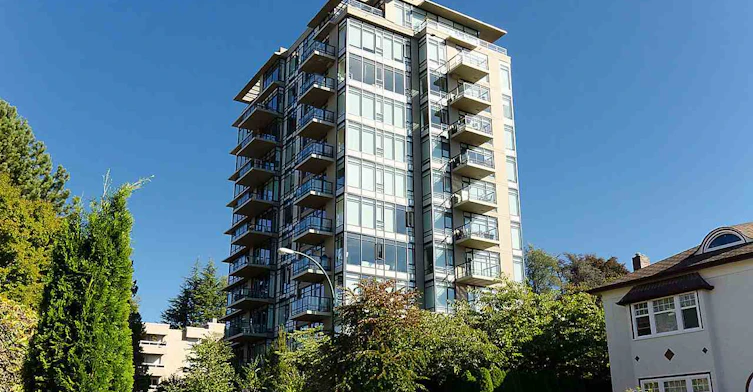1468 14th Avenue West, Vancouver, BC V6H 0A2