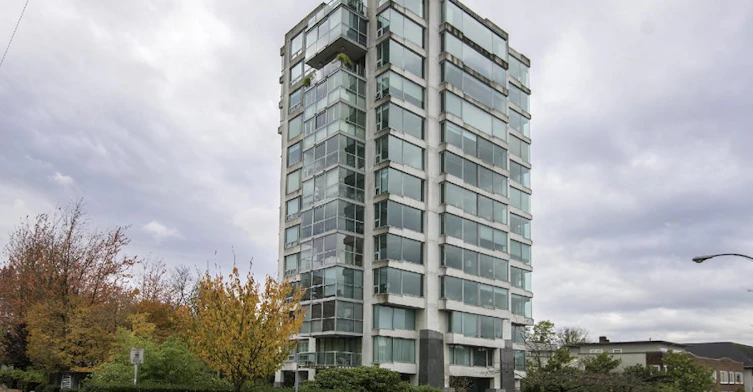 1550 15th Avenue West, Vancouver, BC V6J 2K6