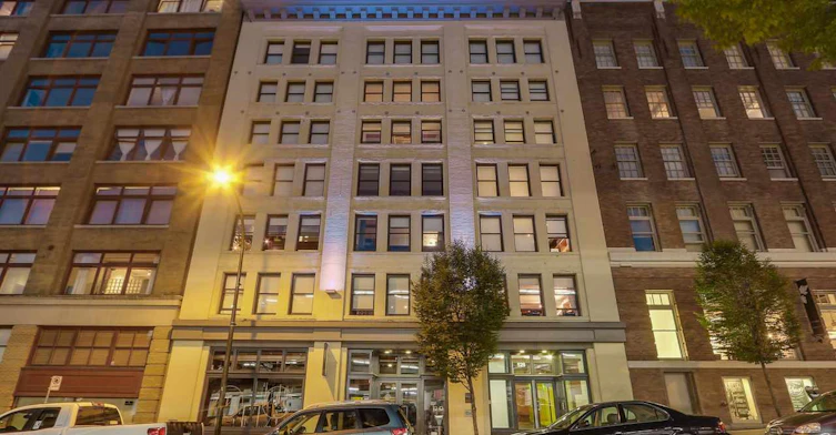 528 Beatty Street, Vancouver, BC V6B 2L3