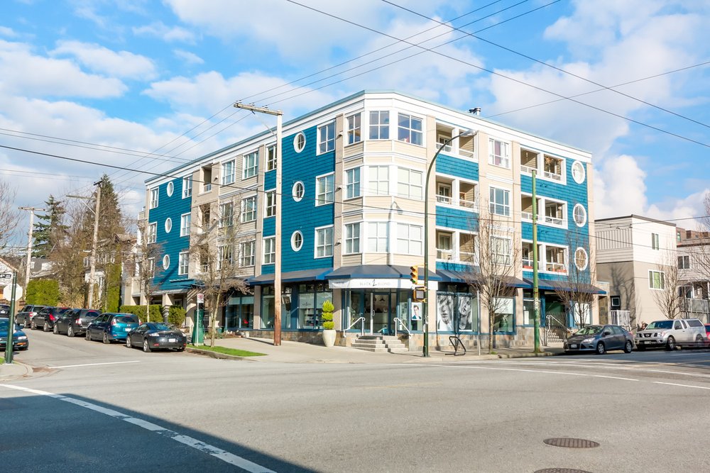 1990 Dunbar Street, Vancouver, BC V6R 3M3 - 3