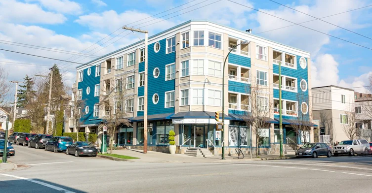 1990 Dunbar Street, Vancouver, BC V6R 3M3 - 3