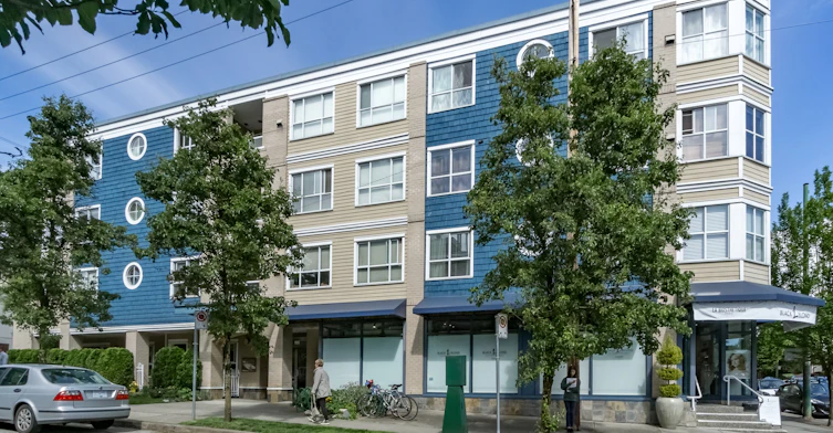 1990 Dunbar Street, Vancouver, BC V6R 3M3