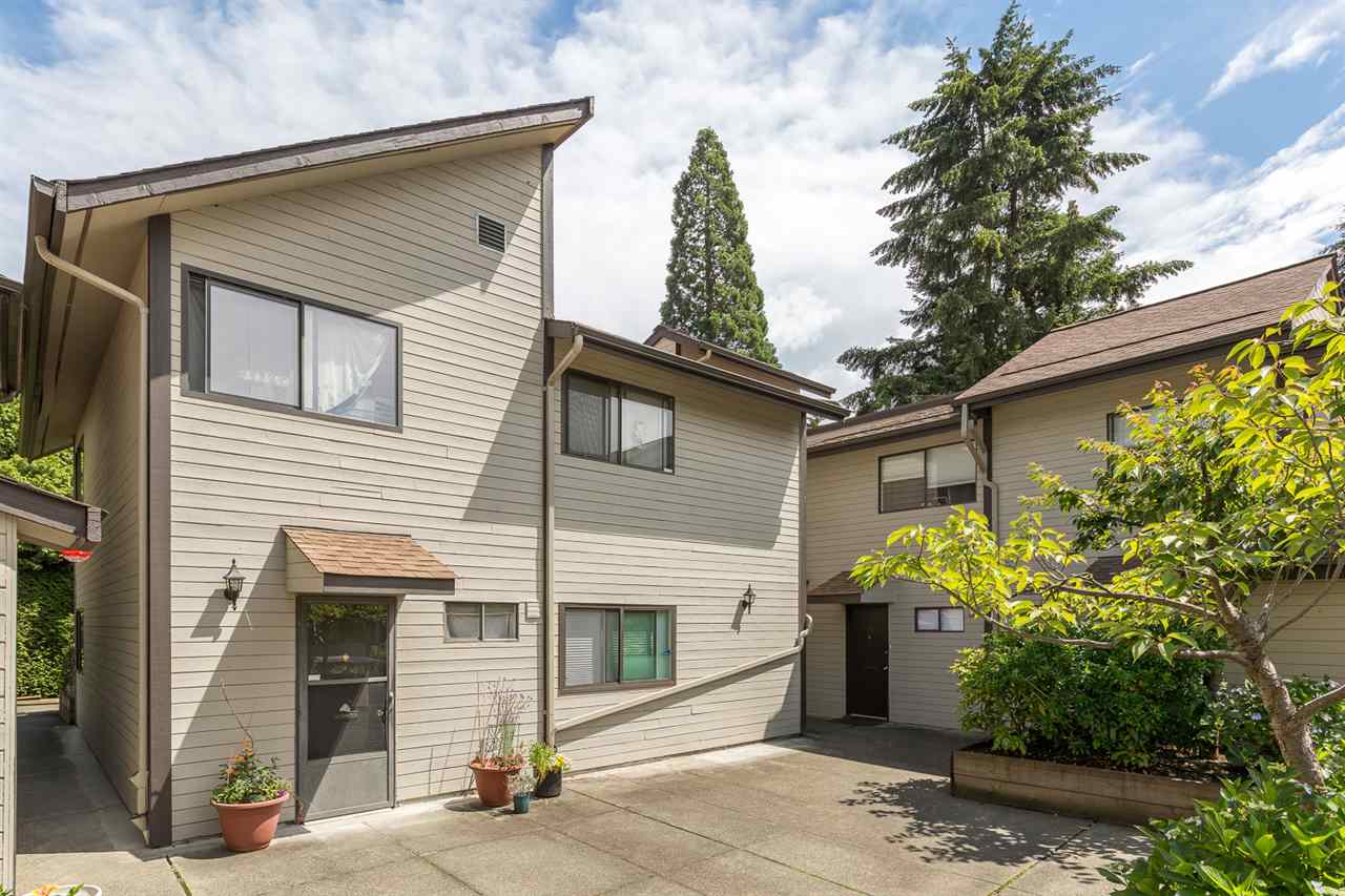 460 16th Avenue West, Vancouver, BC V5Y 1Z3 - 4