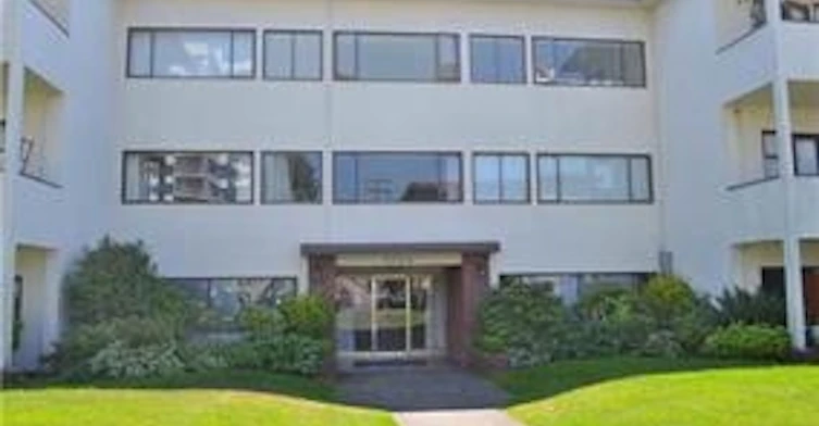 2250 43rd Avenue West, Vancouver, BC V6M 2E3