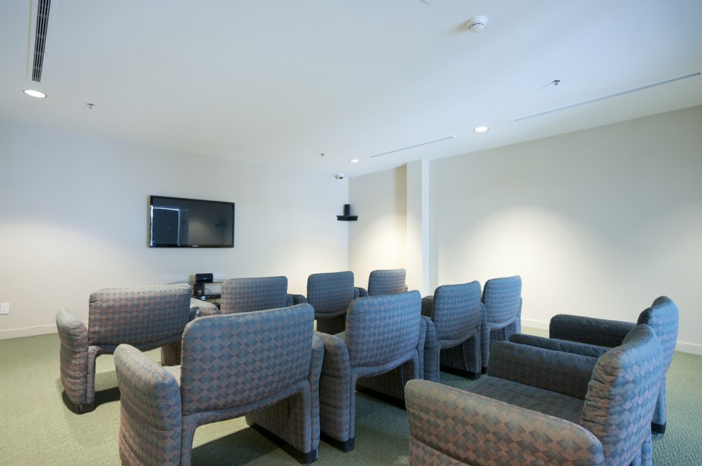 989 Nelson Street, Vancouver, BC V6Z 2S1 - 2