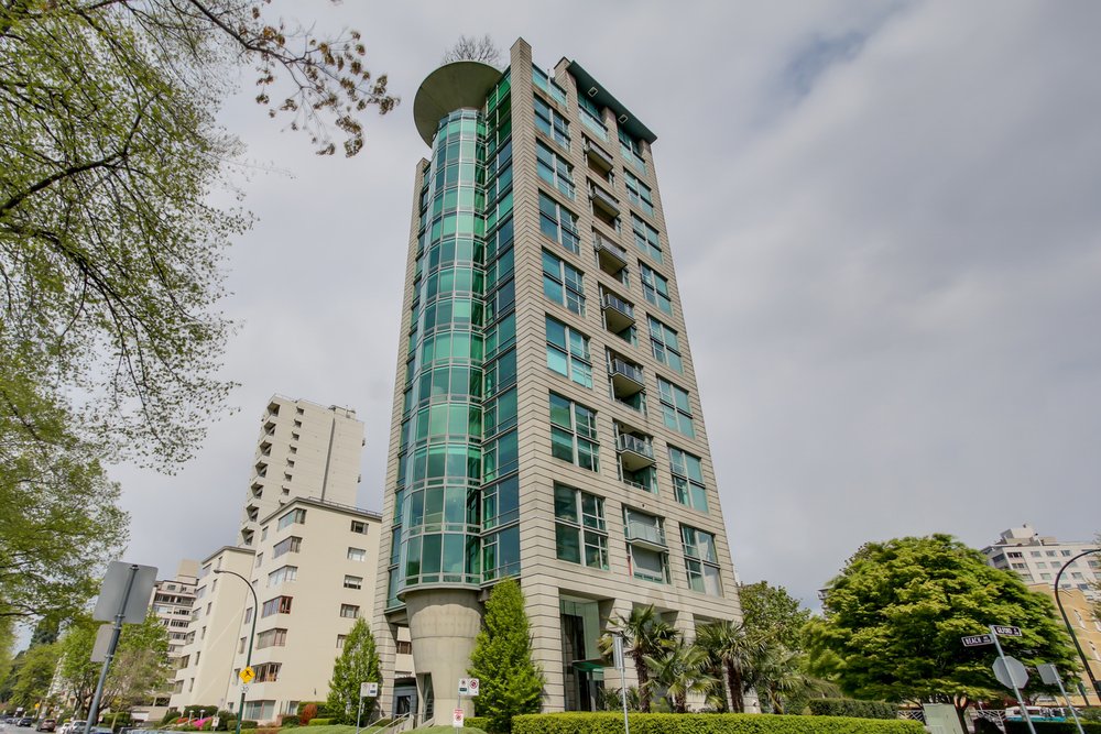 1919 Beach Avenue, Vancouver, BC V6G 1Z2 - 2