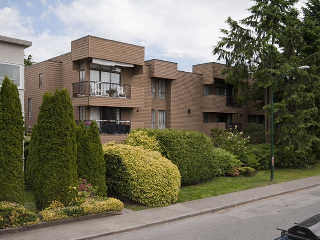1450 Laburnum Street, Vancouver, BC V6J 3W3