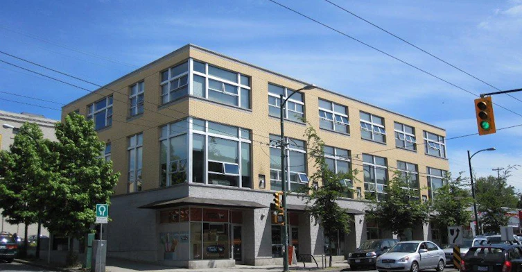 2088 11th Avenue West, Vancouver, BC V6J 2C9