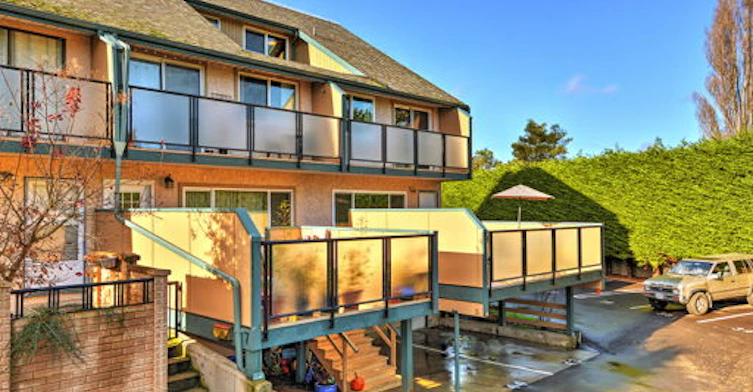 736 Wilson Street, Victoria, BC V9A 3H2