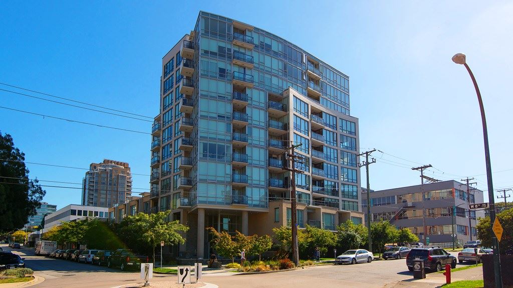 1690 8th Avenue West, Vancouver, BC V6J 0B1