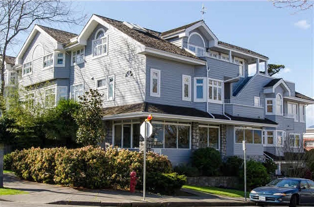 7337 Macpherson Avenue, Burnaby, BC V5J 0A9