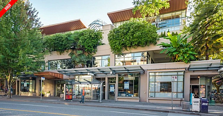 1688 Robson Street, Vancouver, BC V6G 1C7