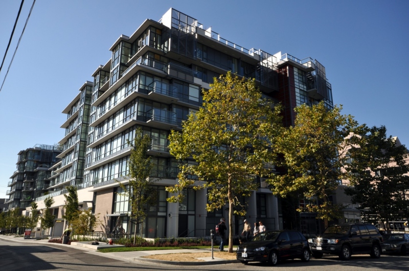 2080 Broadway West, Vancouver, BC V6J 1Z4 - 6