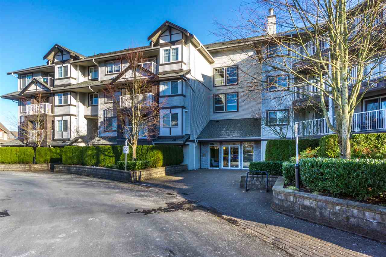 19340 65 Avenue, Surrey, BC V4N 0A3