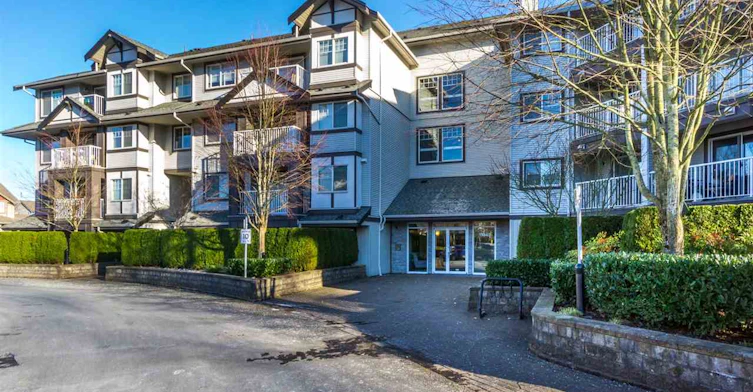 19340 65 Avenue, Surrey, BC V4N 0A3