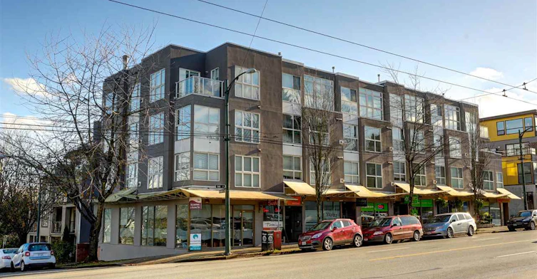 988 21st Avenue West, Vancouver, BC V5Z 1Z1