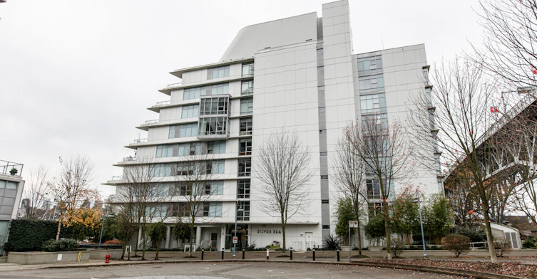 628 Kinghorne Mews, Vancouver, BC V6Z 3H6 - 2