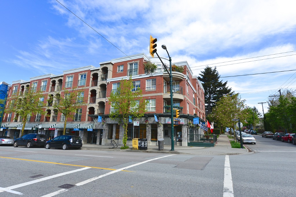1989 Dunbar Street, Vancouver, BC V6R 4R5