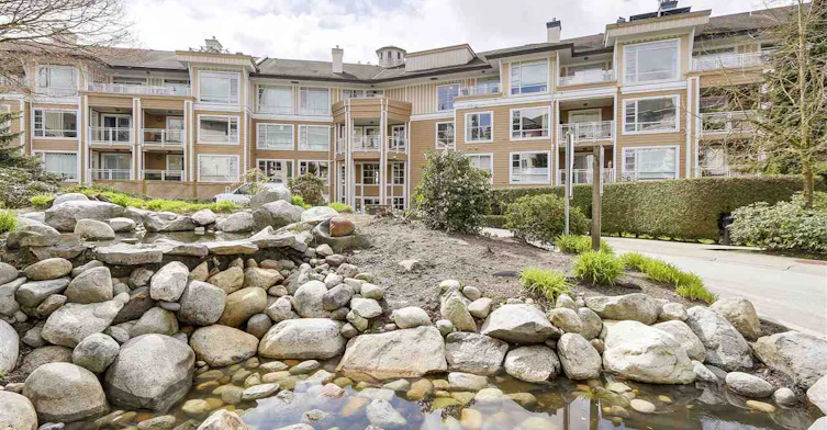 3629 Deercrest Drive, North Vancouver, BC V7G 2S9 - 2