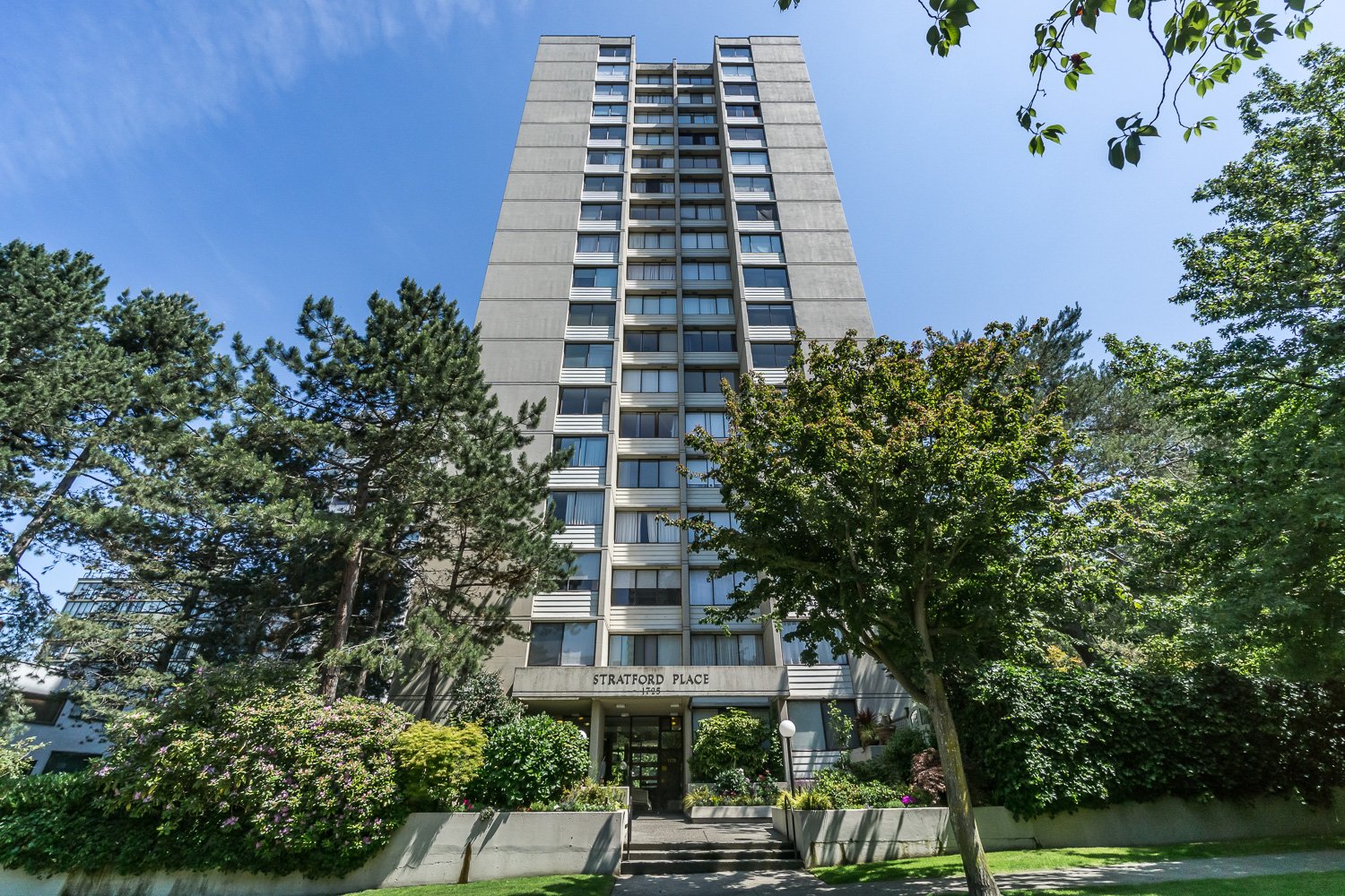 1725 Pendrell Street, Vancouver, BC V6G 2X7