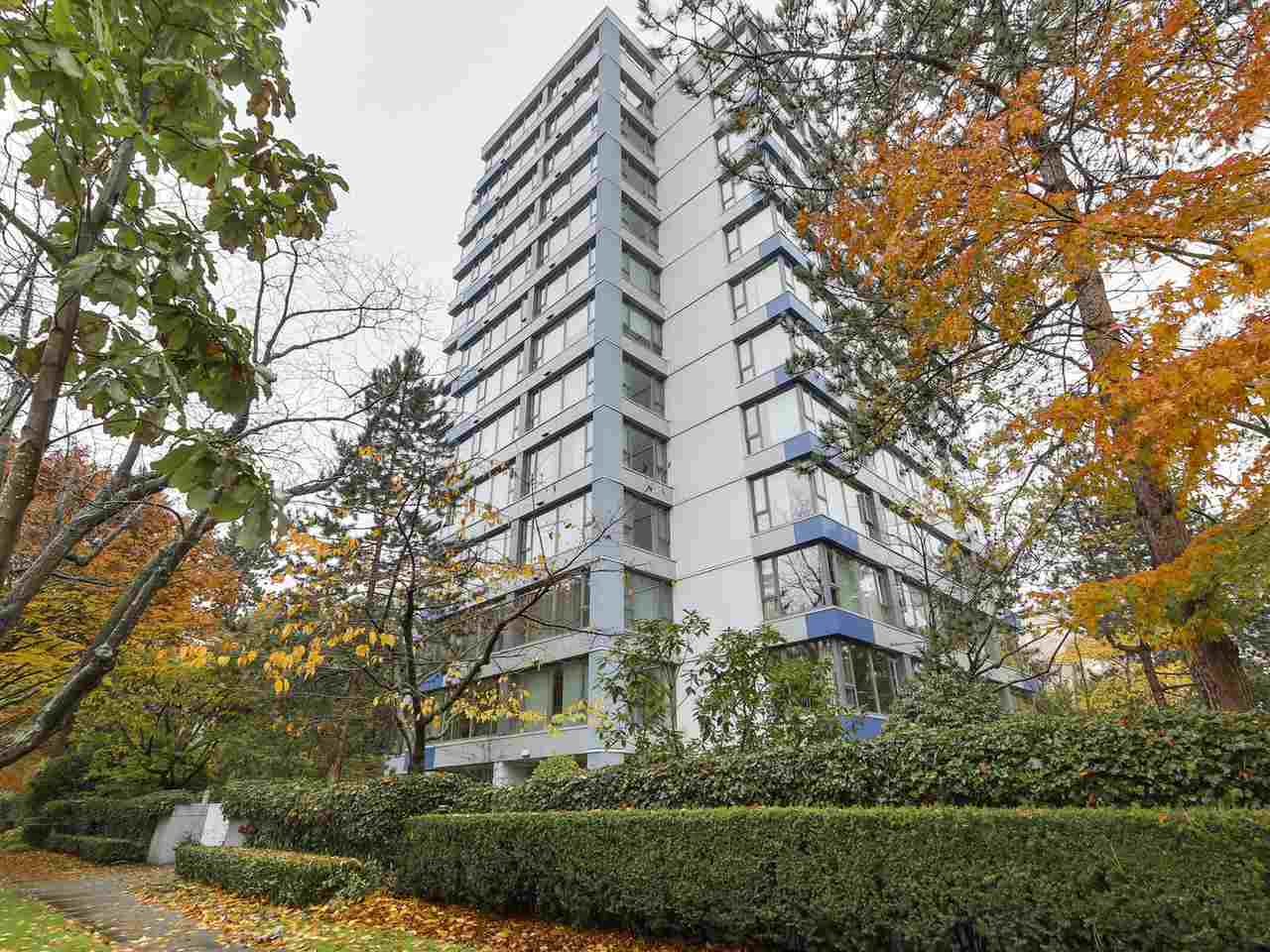 5425 Yew Street, Vancouver, BC V6M 3X7